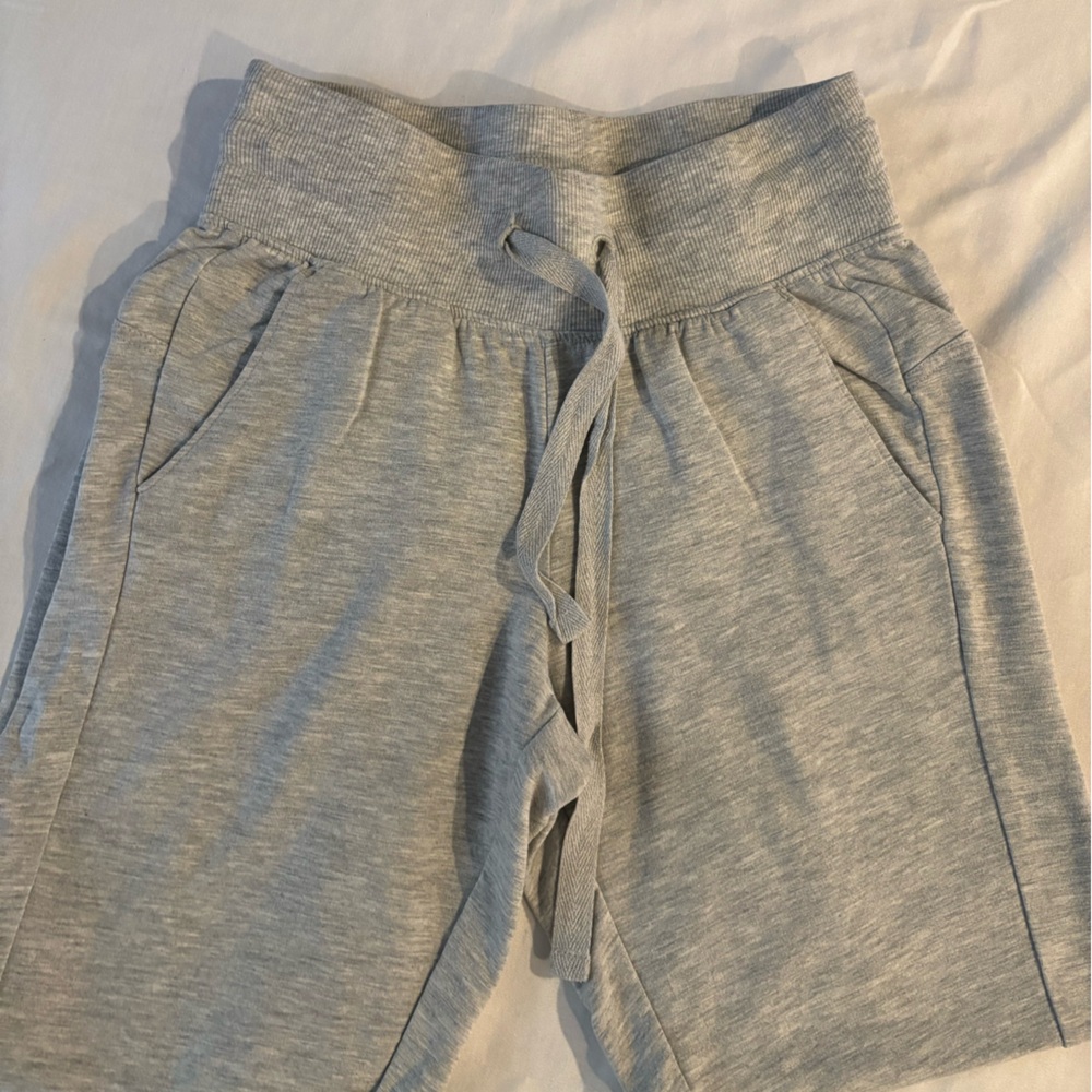 Zella Light Gray Ribbed Joggers
